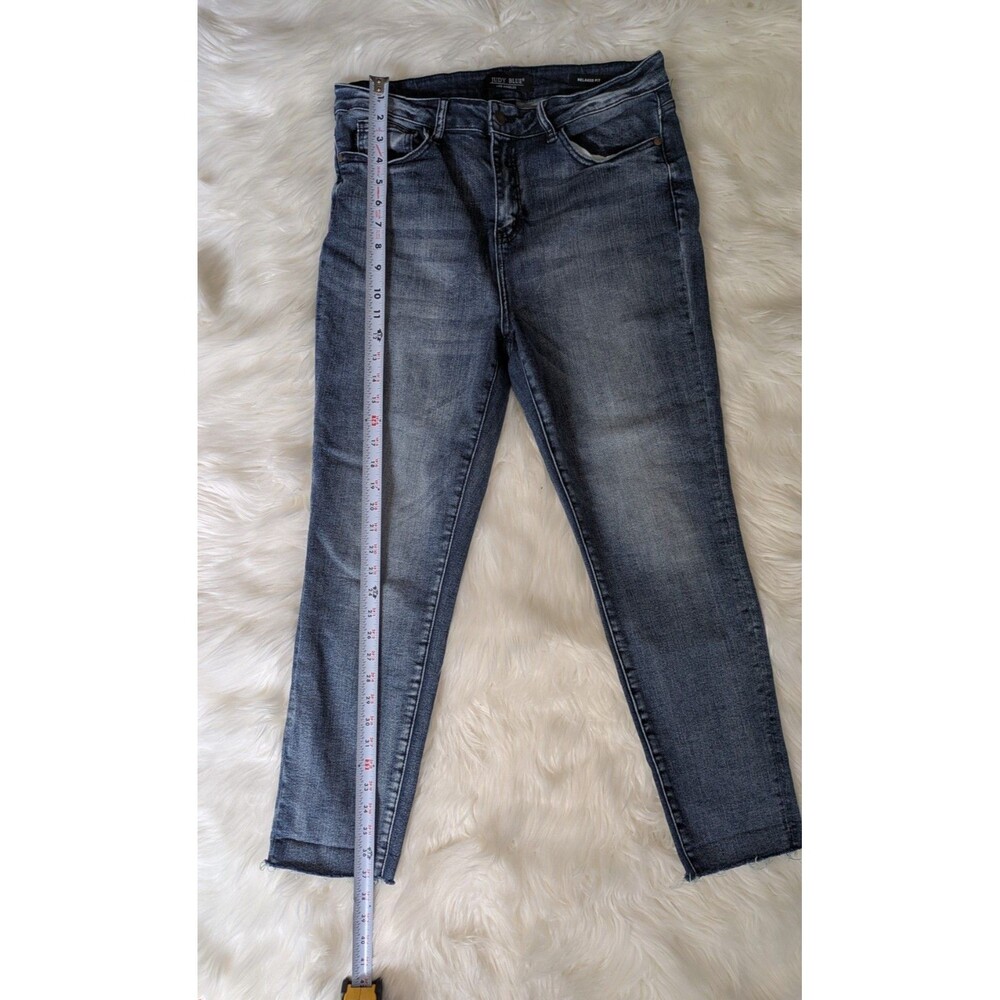 Judy Blue Size 13/31 JB88191 High Waist Raw Hem Relaxed Fit Jeans Charcoal Wash - Picture 3 of 10